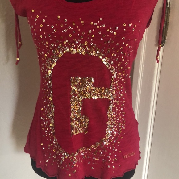 Ladies Dark Pink Guess T-Shirt - Size Small - Picture 2 of 7